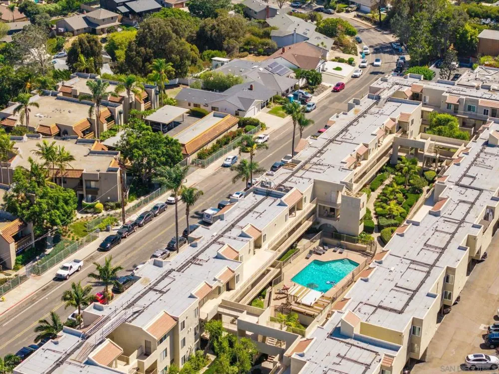 13754 Mango Dr #130 Del Mar, CA 92014
