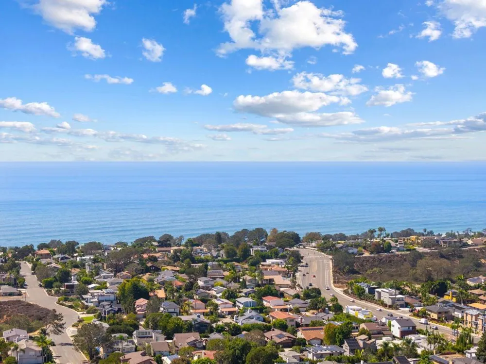 13754 Mango Dr #130 Del Mar, CA 92014