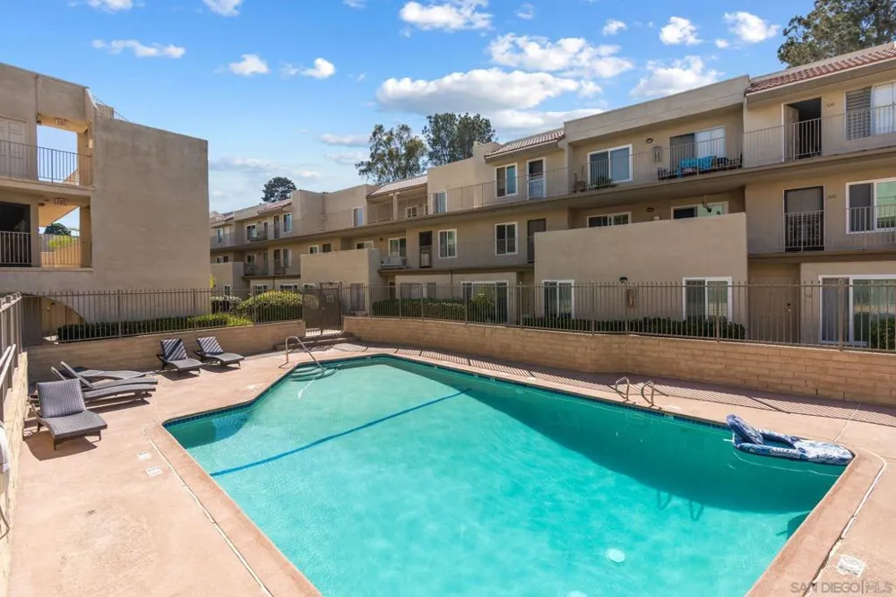 13754 Mango Dr #130 Del Mar, CA 92014