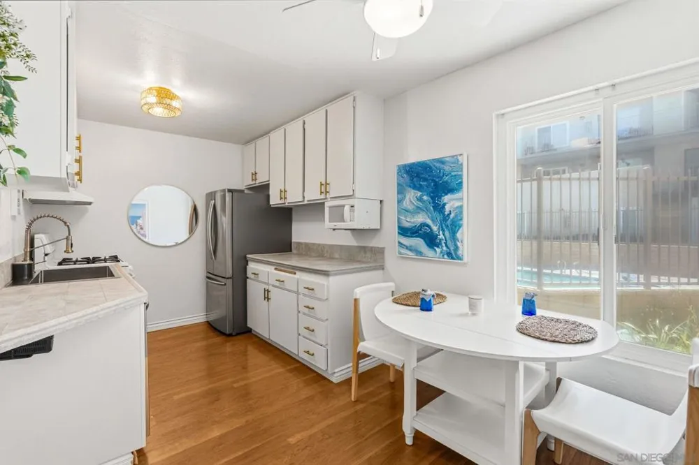 13754 Mango Dr #130 Del Mar, CA 92014