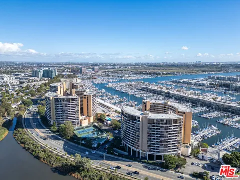 4335 Marina City Drive #1138
