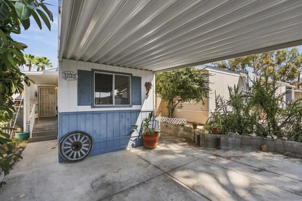 13490 Highway 8 Business #Space 15 Lakeside, CA 92040