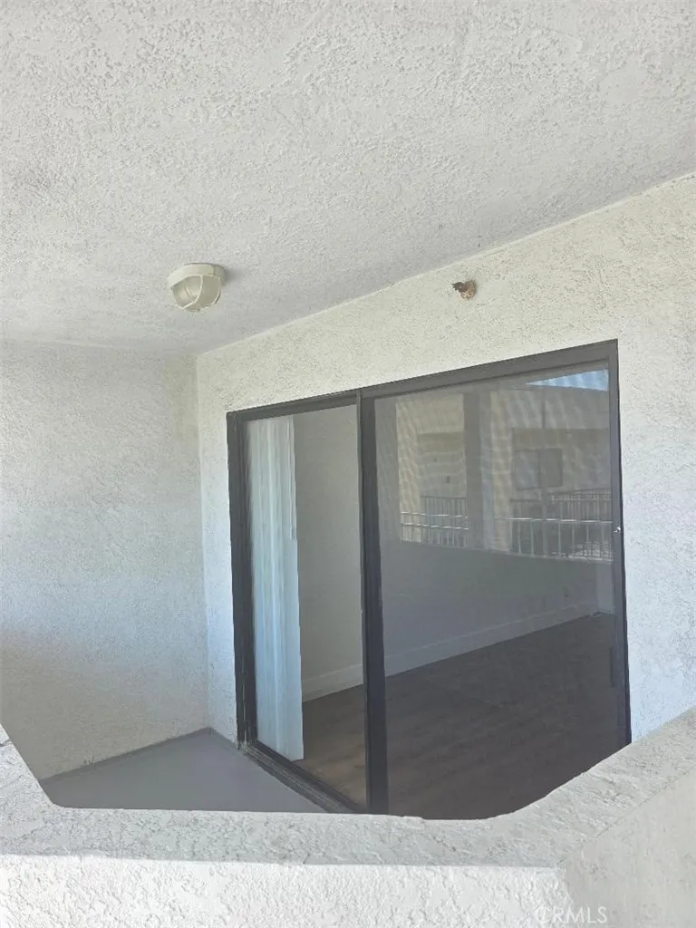 4326 W 142nd Street #8 Hawthorne, CA 90250