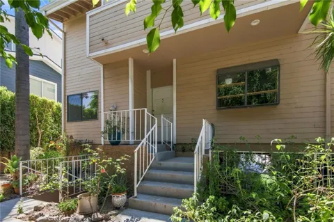 5340 Wilkinson Avenue #5