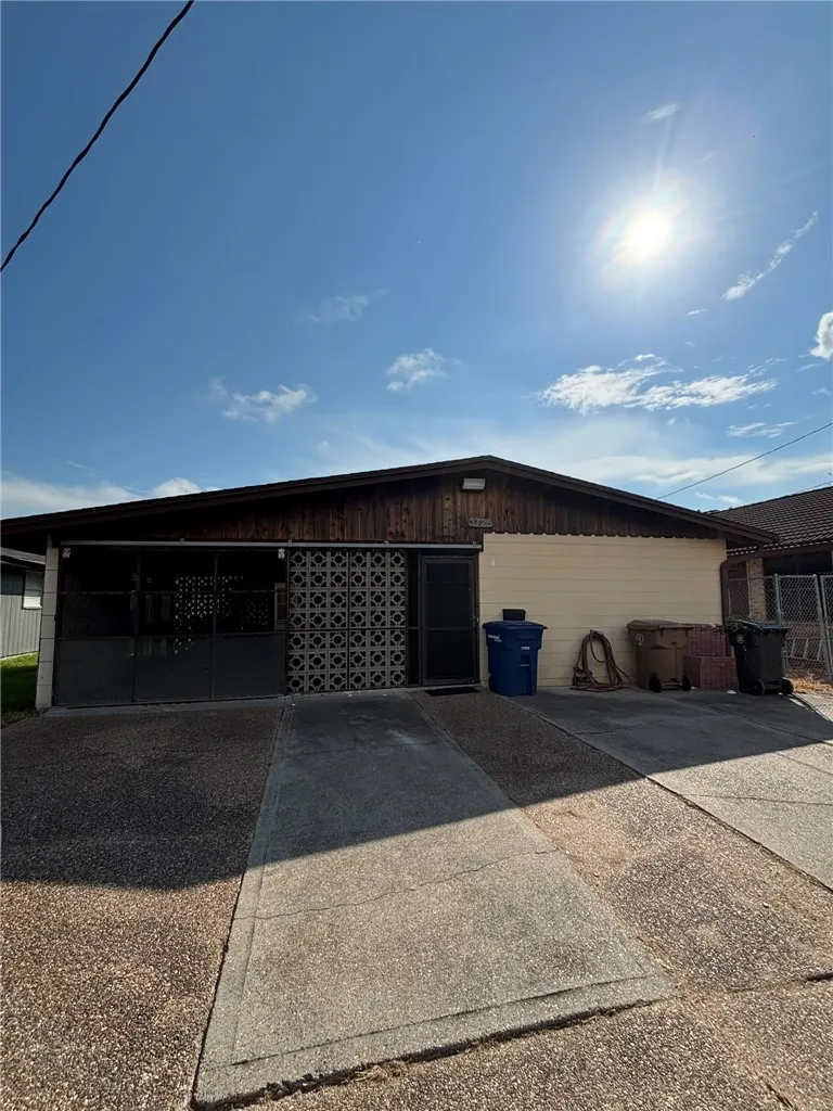 3726 Santa Fe Street Corpus Christi, TX 78411