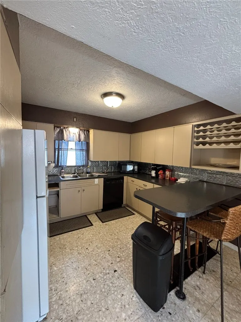3726 Santa Fe Street Corpus Christi, TX 78411