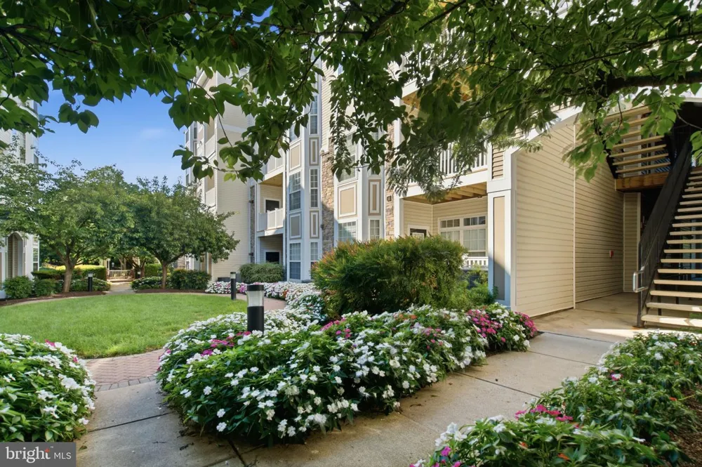 506 SUNSET VIEW TERRACE SE #304 Leesburg, VA 20175