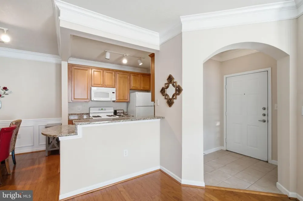 506 SUNSET VIEW TERRACE SE #304 Leesburg, VA 20175