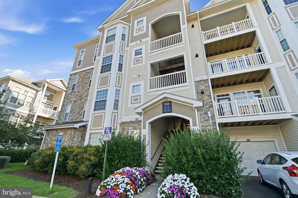 506 SUNSET VIEW TERRACE SE #304 Leesburg, VA 20175