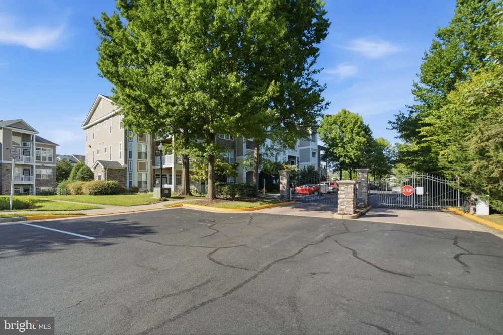 506 SUNSET VIEW TERRACE SE #304 Leesburg, VA 20175