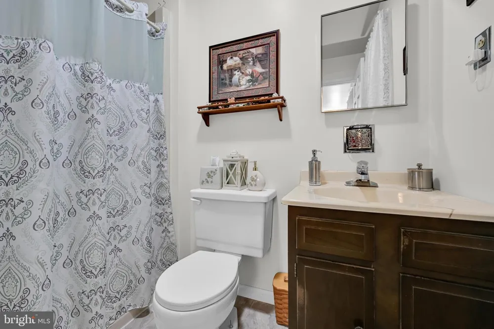 404 HILL CIRCLE Reading, PA 19607
