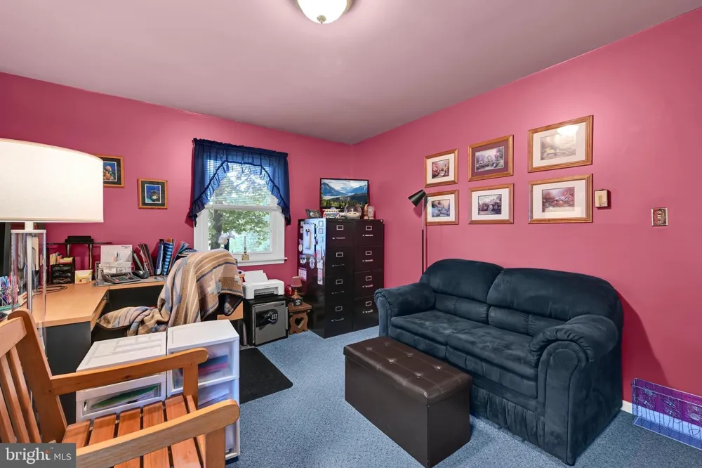 404 HILL CIRCLE Reading, PA 19607