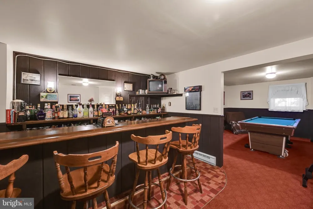 404 HILL CIRCLE Reading, PA 19607