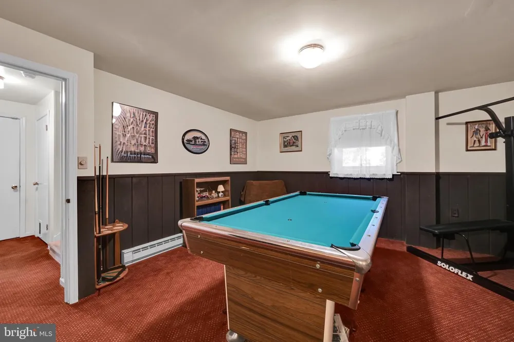 404 HILL CIRCLE Reading, PA 19607