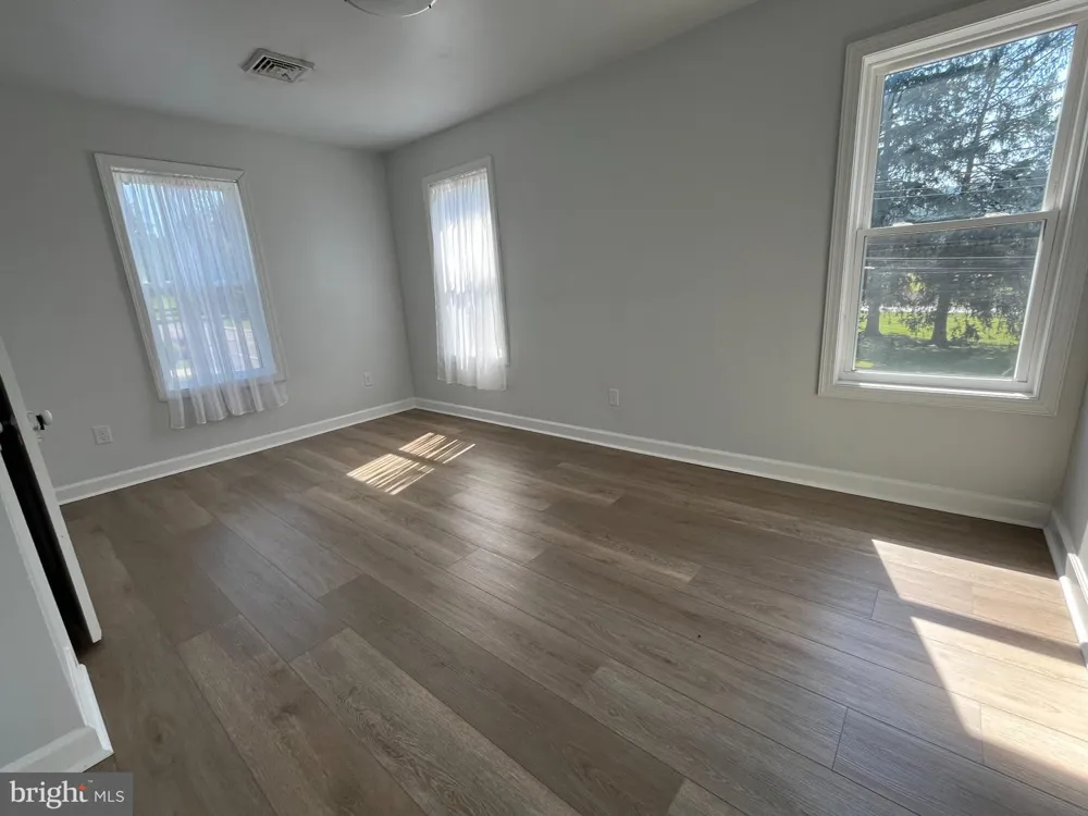 14339 MACAFEE HILL ROAD #B Cascade, MD 21719