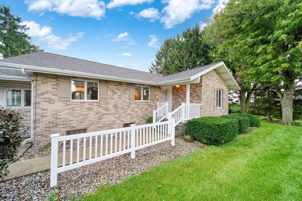 11625 Ridge Highway Tecumseh, MI 49286