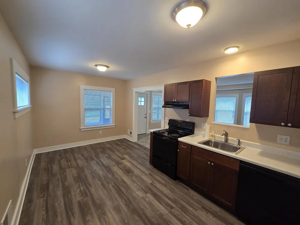 110 Higby Street Jackson, MI 49202