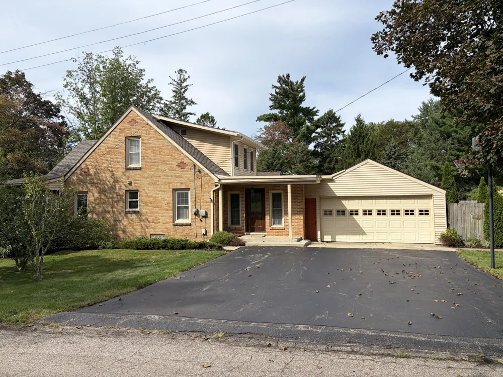 408 Evelyn Avenue Kalamazoo, MI 49001