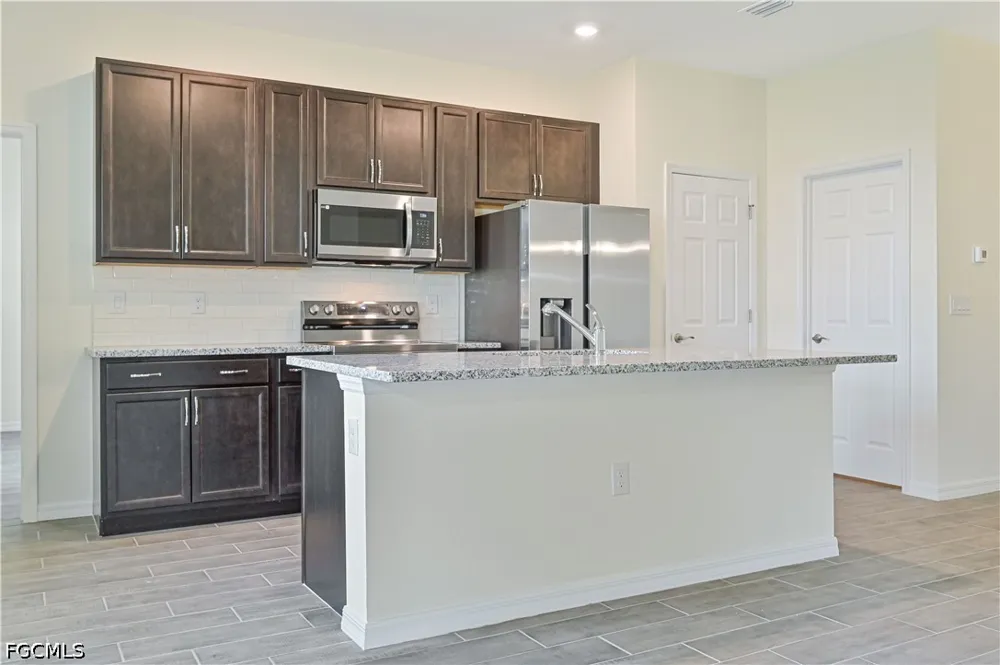NW 21st Place Cape Coral, FL 33993