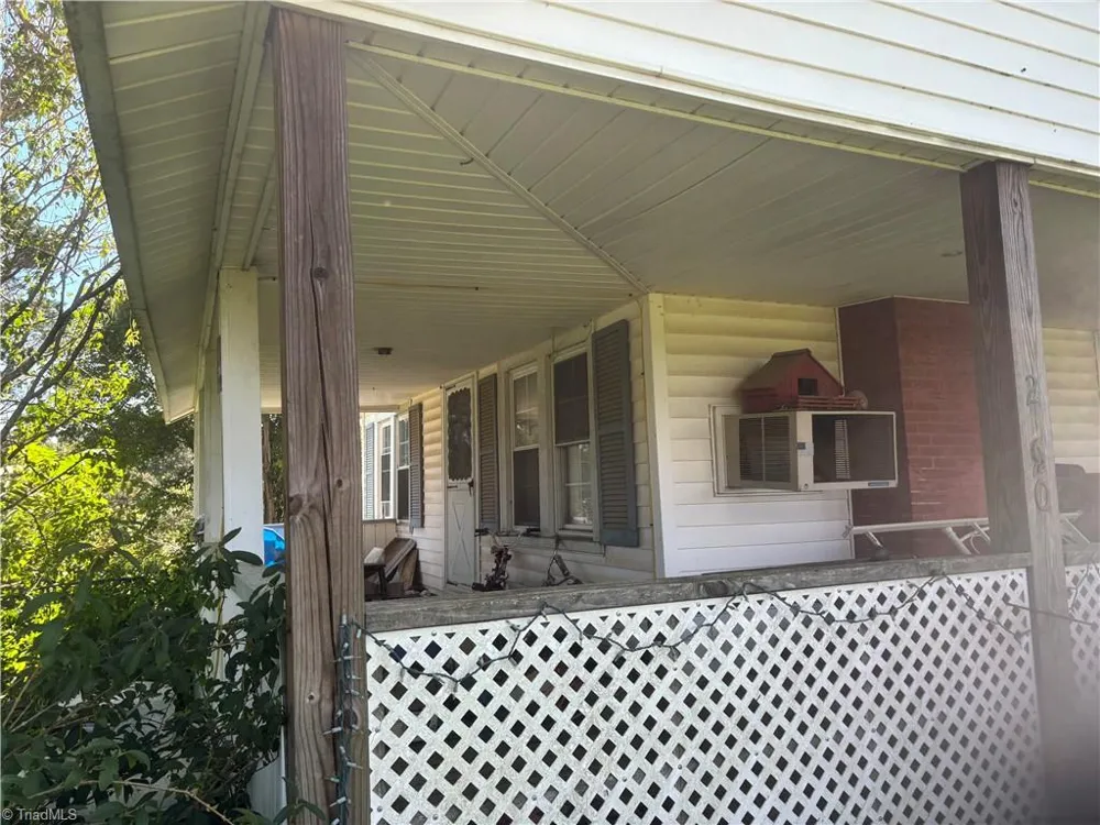 2520 Windy Ridge Road North Wilkesboro, NC 28659