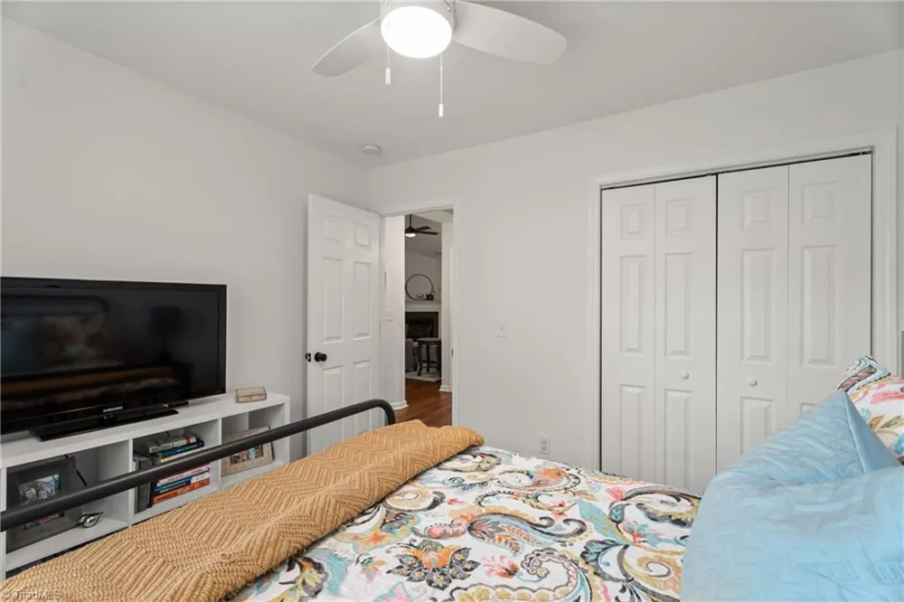 2446 Somerset Place Drive Winston-Salem, NC 27103