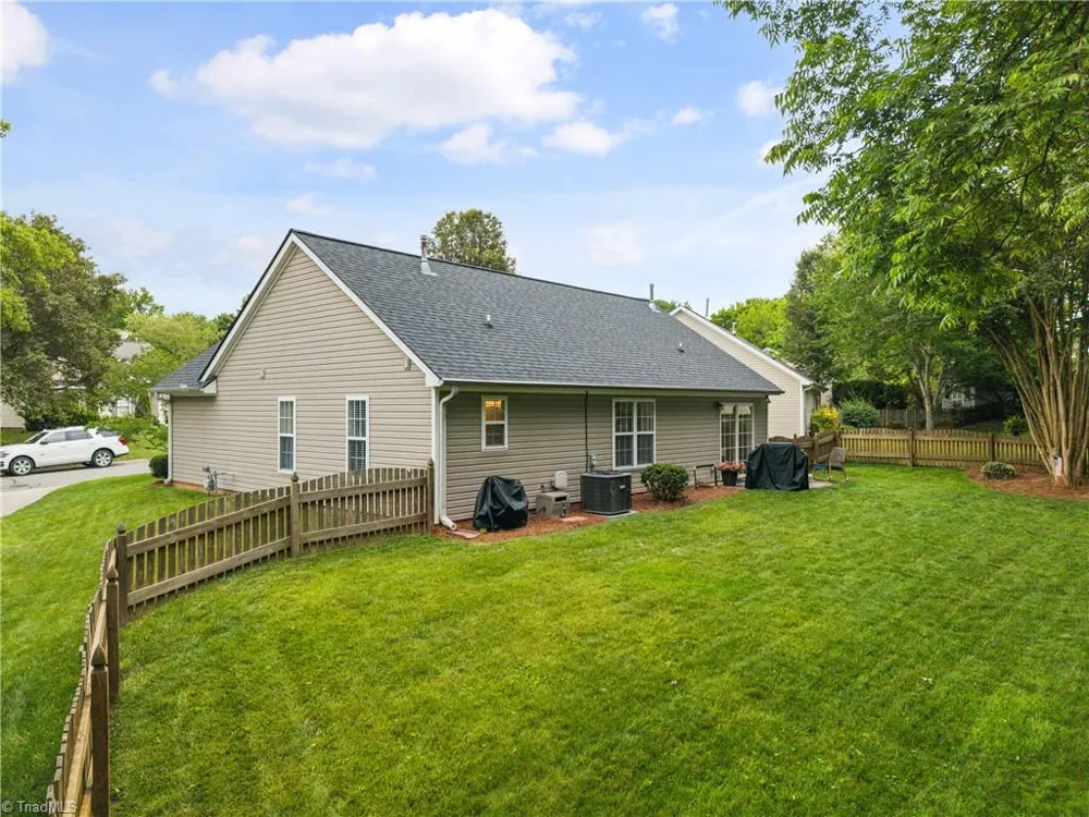 2446 Somerset Place Drive Winston-Salem, NC 27103