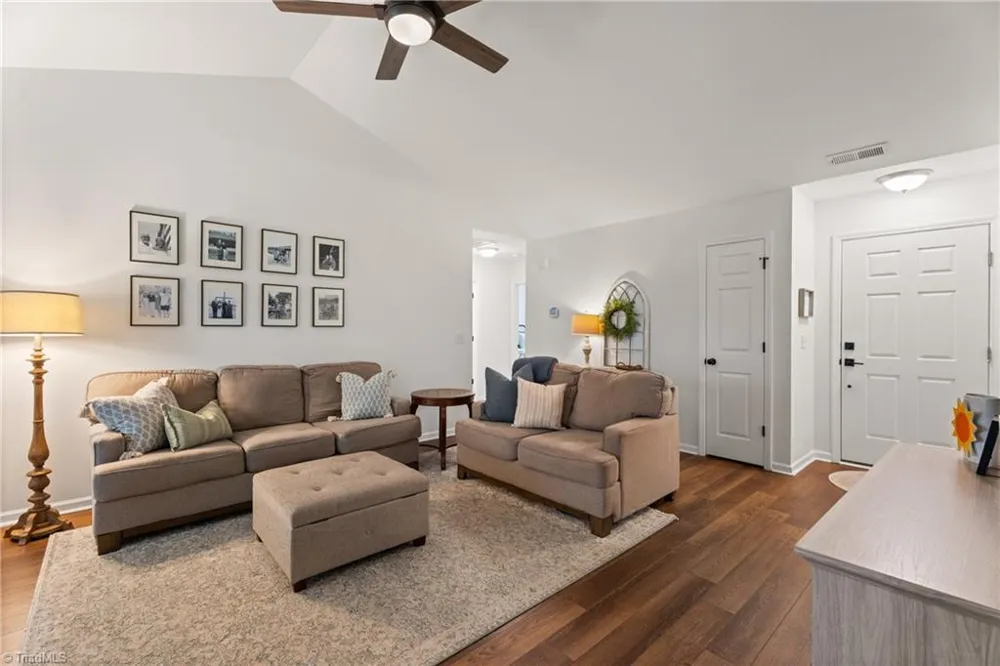 2446 Somerset Place Drive Winston-Salem, NC 27103