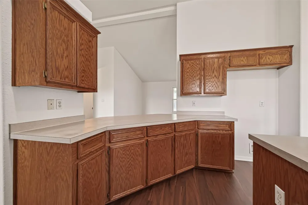 831 Easy St La Porte, TX 77571