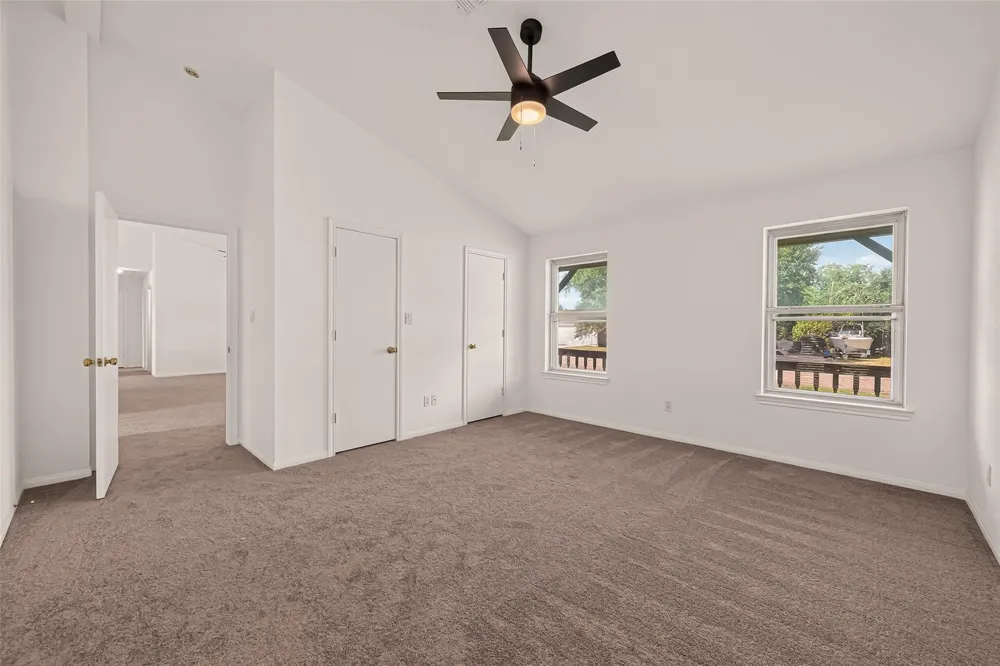 831 Easy St La Porte, TX 77571