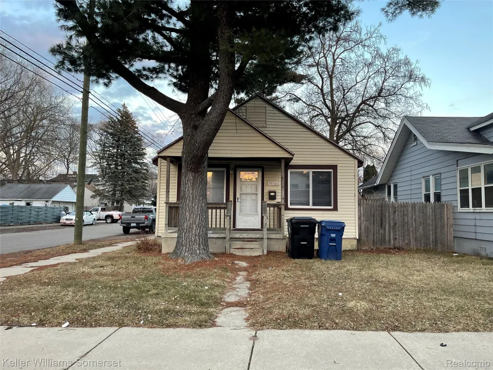 18722 BRADY Redford Charter Township, MI 48240
