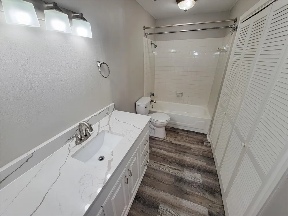 18617 Egret Bay #1010 Webster, TX 77058