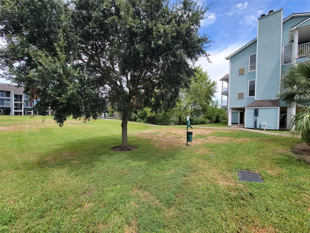 18617 Egret Bay #1010 Webster, TX 77058