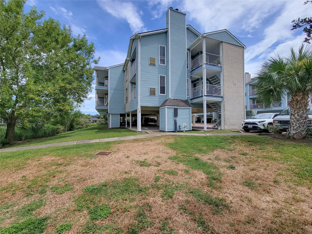 18617 Egret Bay #1010 Webster, TX 77058