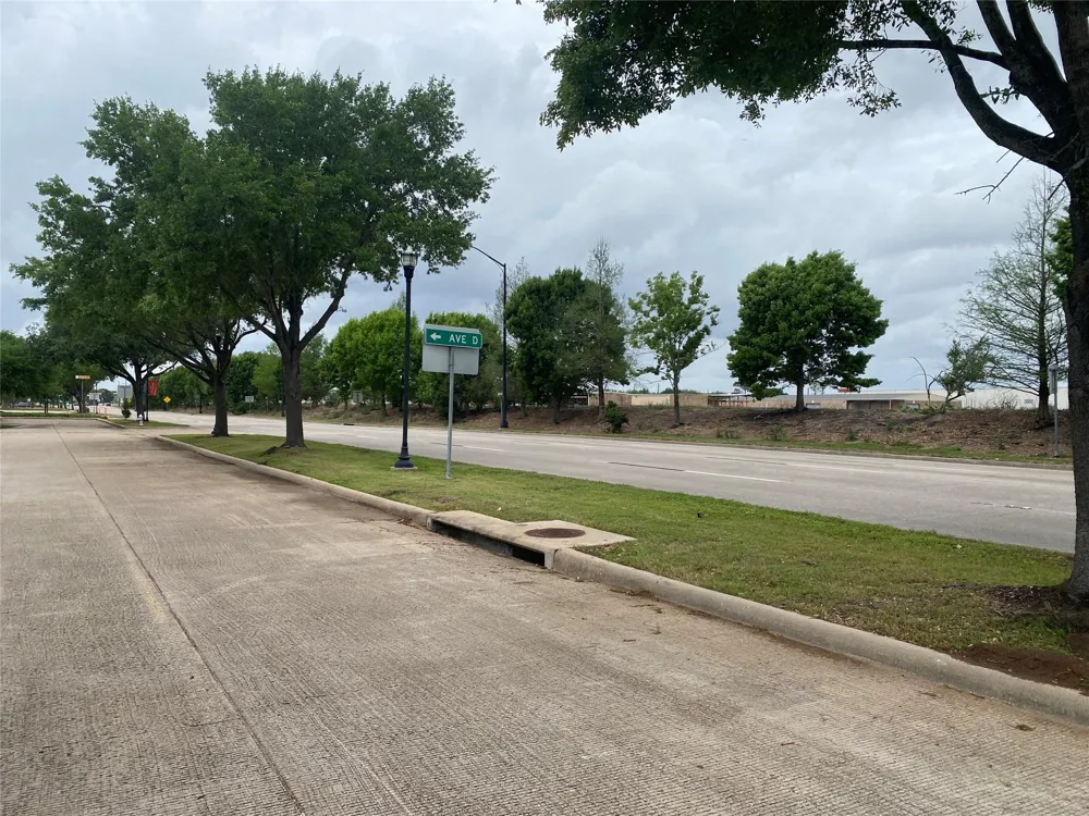 3015 Main Street Stafford, TX 77477