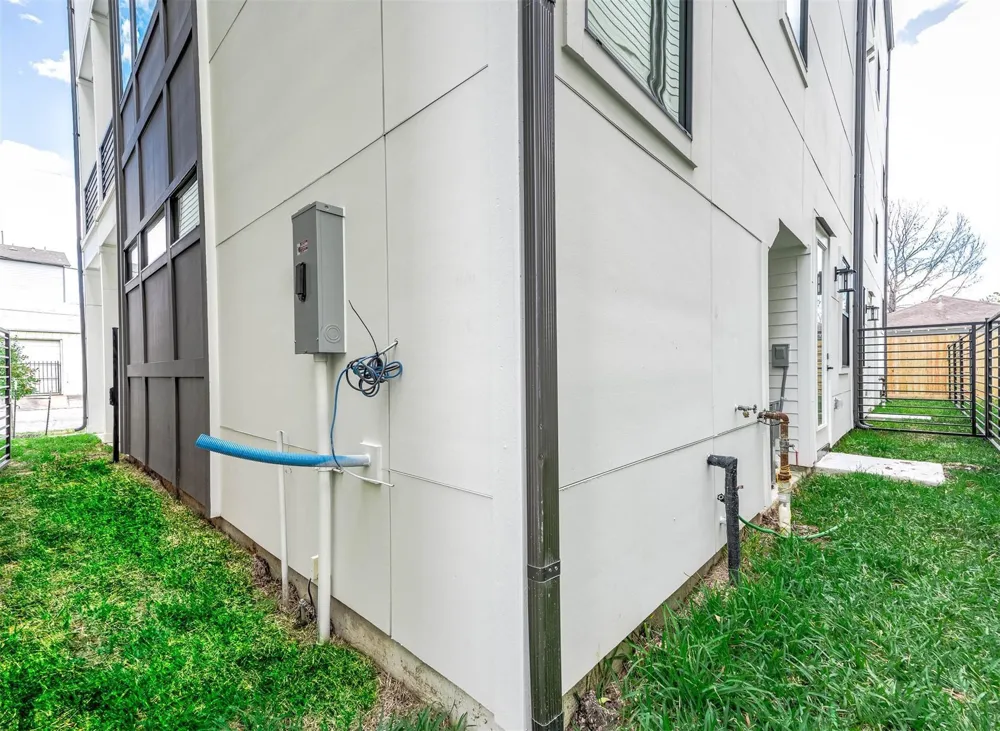 3805 Coyle Street Houston, TX 77003