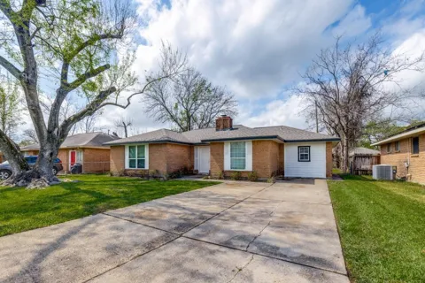 803 Knob Hollow Street