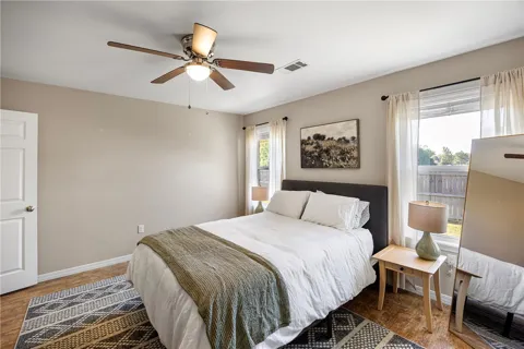 4 Fox Creek Court