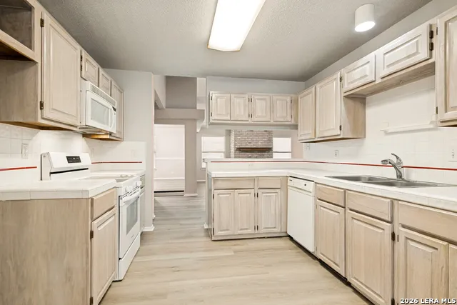 21130 Malibu Colony San Antonio, TX 78259