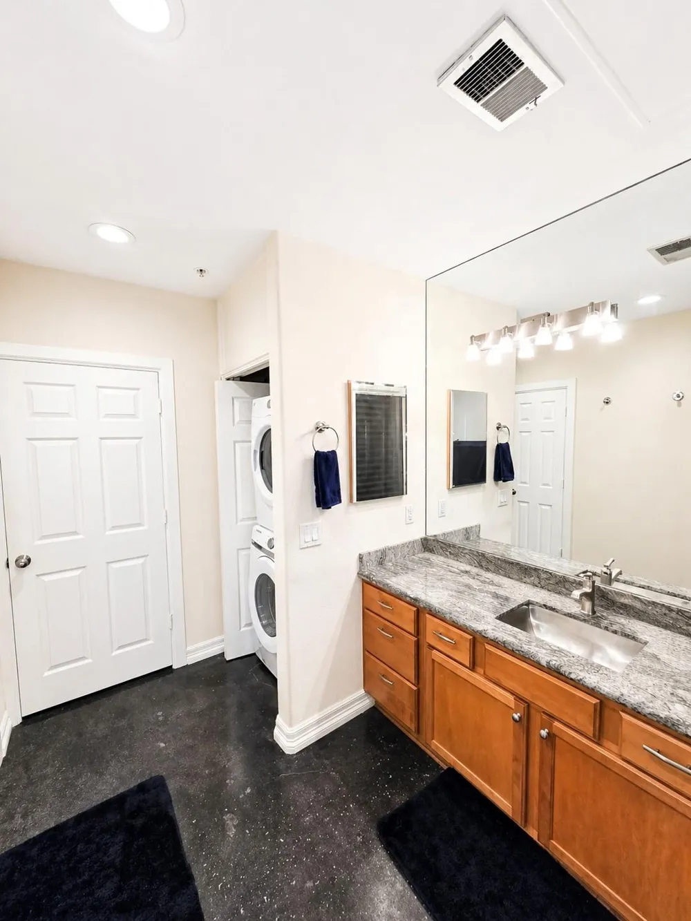 1602 Elgin Street #5 Houston, TX 77004