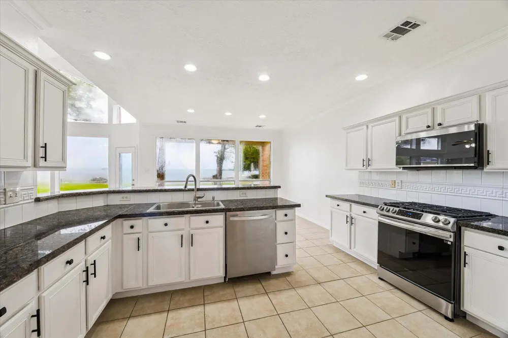 14527 Clipper Circle Drive Willis, TX 77318