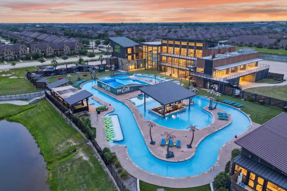 3101 Papa Bear Drive College Station, TX 77845