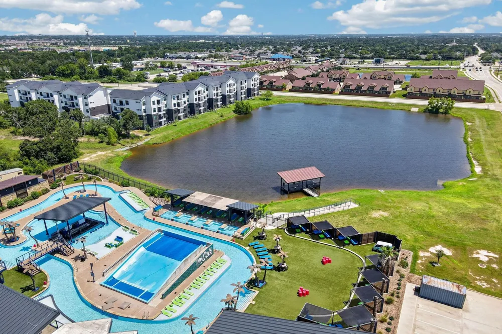 3101 Papa Bear Drive College Station, TX 77845
