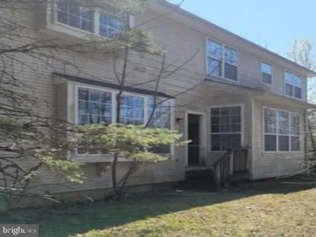 20 CROCUS LANE Newtown, PA 18940