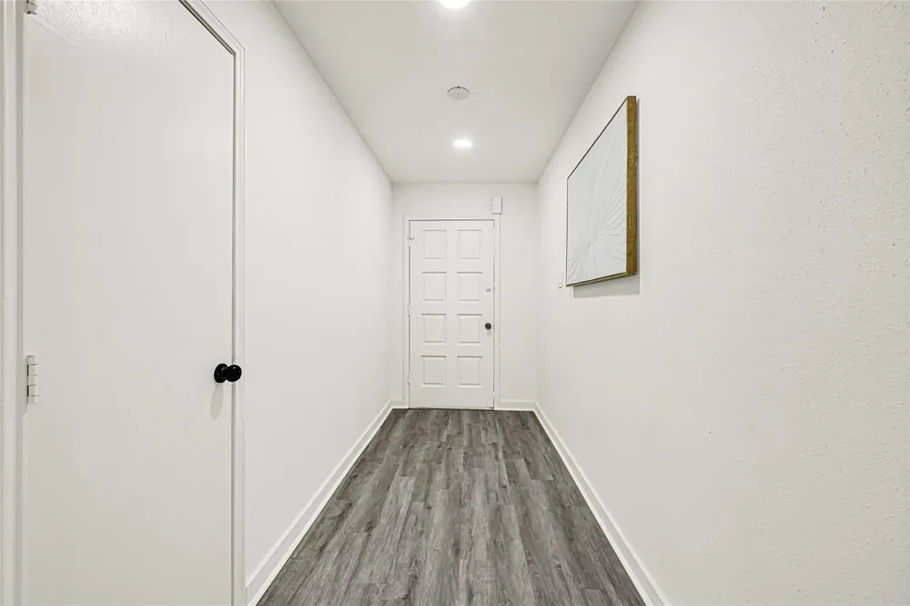 1123 Fallbrook Drive Houston, TX 77038