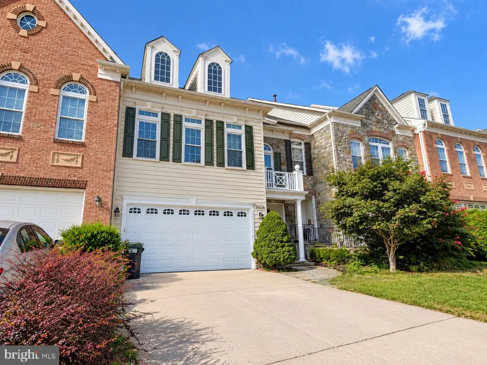 47636 MID SURREY SQUARE Sterling, VA 20165