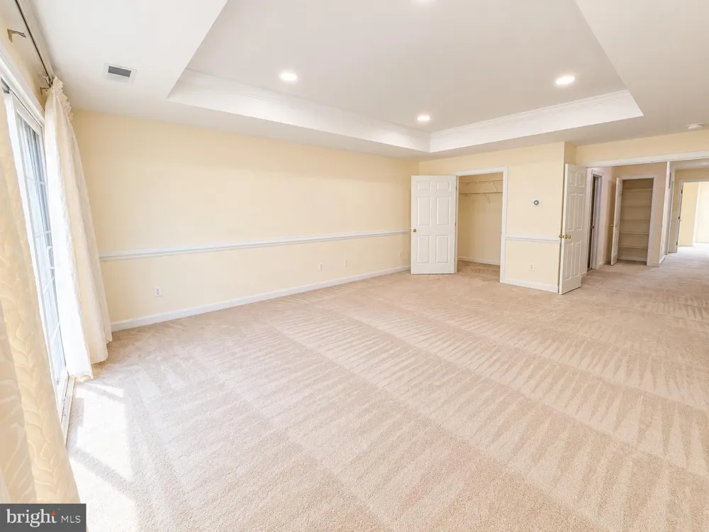 47636 MID SURREY SQUARE Sterling, VA 20165