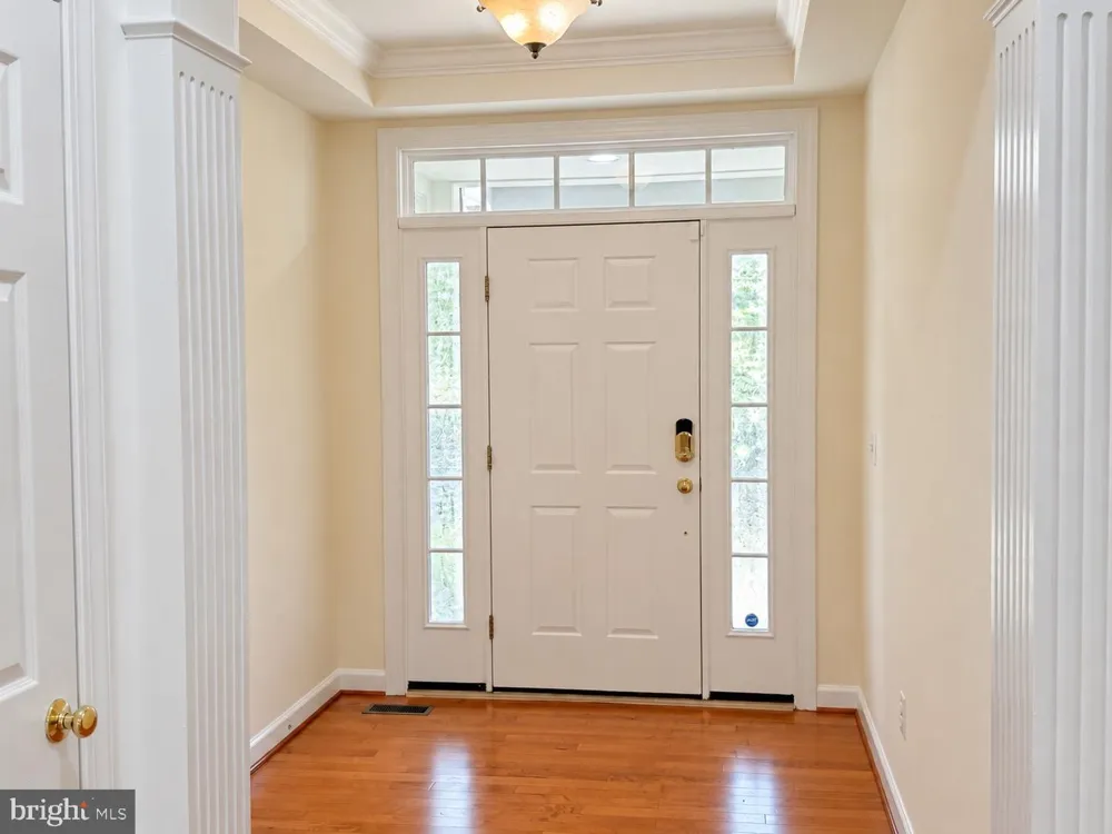 47636 MID SURREY SQUARE Sterling, VA 20165