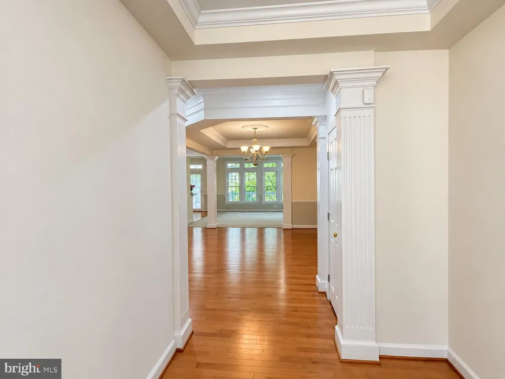 47636 MID SURREY SQUARE Sterling, VA 20165