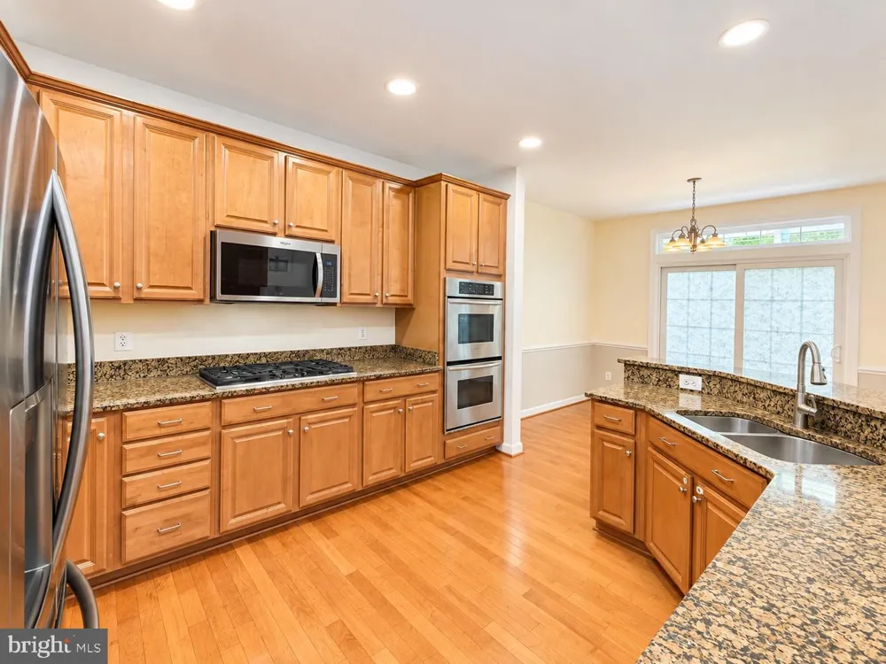 47636 MID SURREY SQUARE Sterling, VA 20165