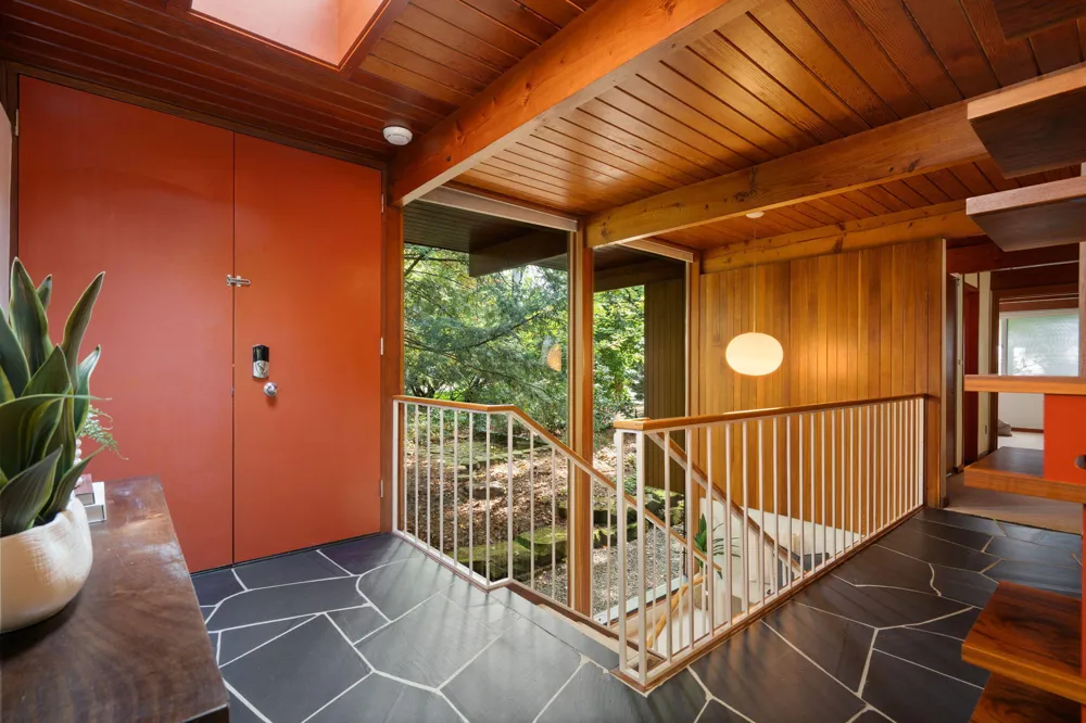 1030 Spruce Drive Ann Arbor, MI 48104